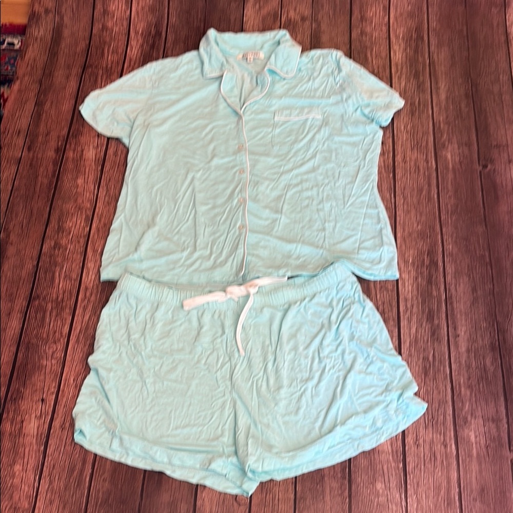 EUC Izzy + Toby Teal Pajama Set with Elastic Waistband and Button up Shirt